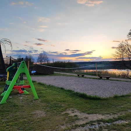 Siedlisko Nr 4A Nad Jeziorem Skarlinskim, Jezioro, Mazury, Domki Letniskowe Kurzetnik Exteriér fotografie